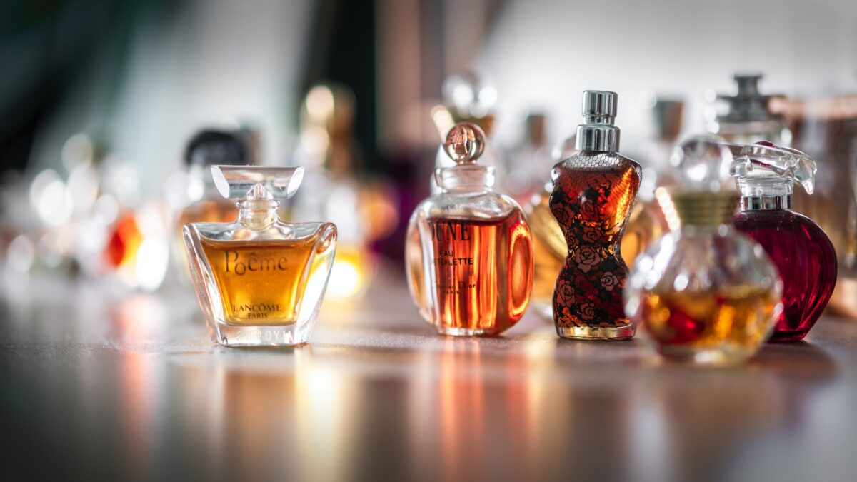 Demand Of Online Perfume Stores Are Increasing