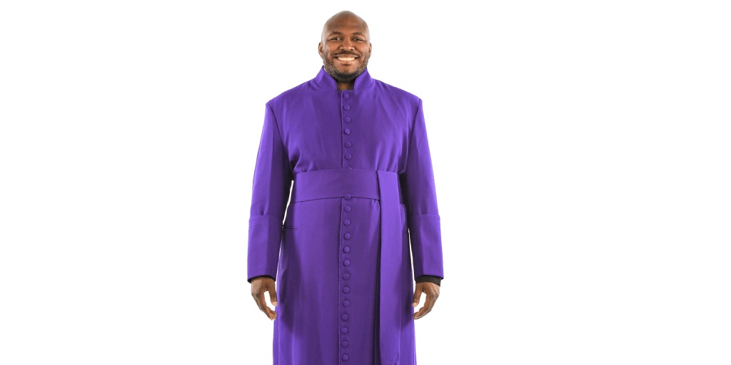 The Right Time for Wearing Clergy Wear