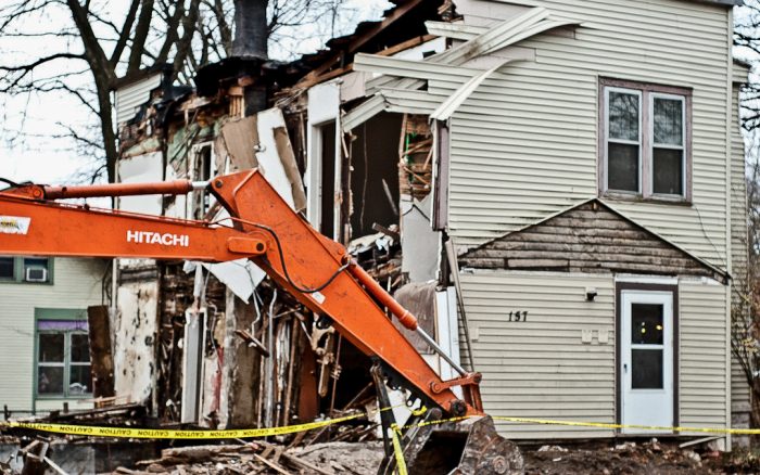 9 Things to Consider Before House Demolition Services