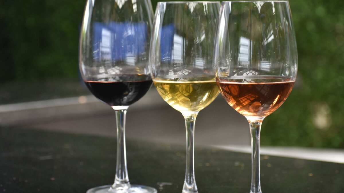 How To Find The Right Wine Company In India? – Read The Guide