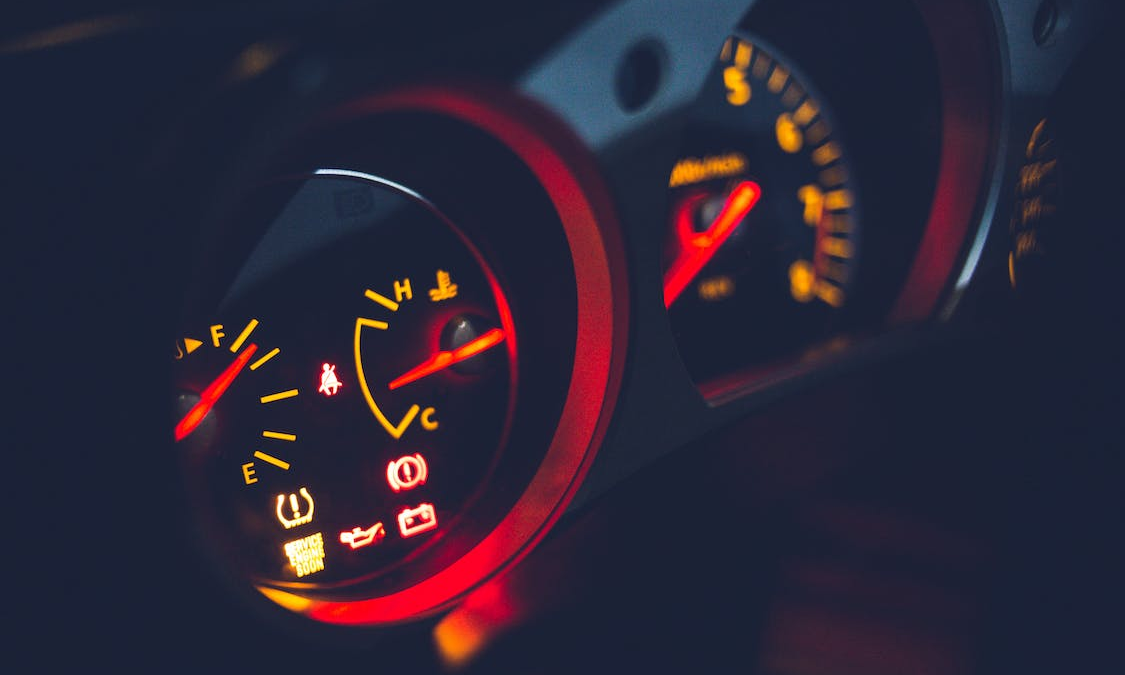 Warning Lights Guide— What Your PCO Car’s Dashboard Symbols and Lights Tell You