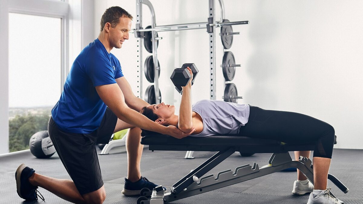 5 Benefits of Hiring a Weight Loss Personal Trainer