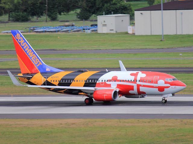 The 5 Best Paint Schemes For Airplanes