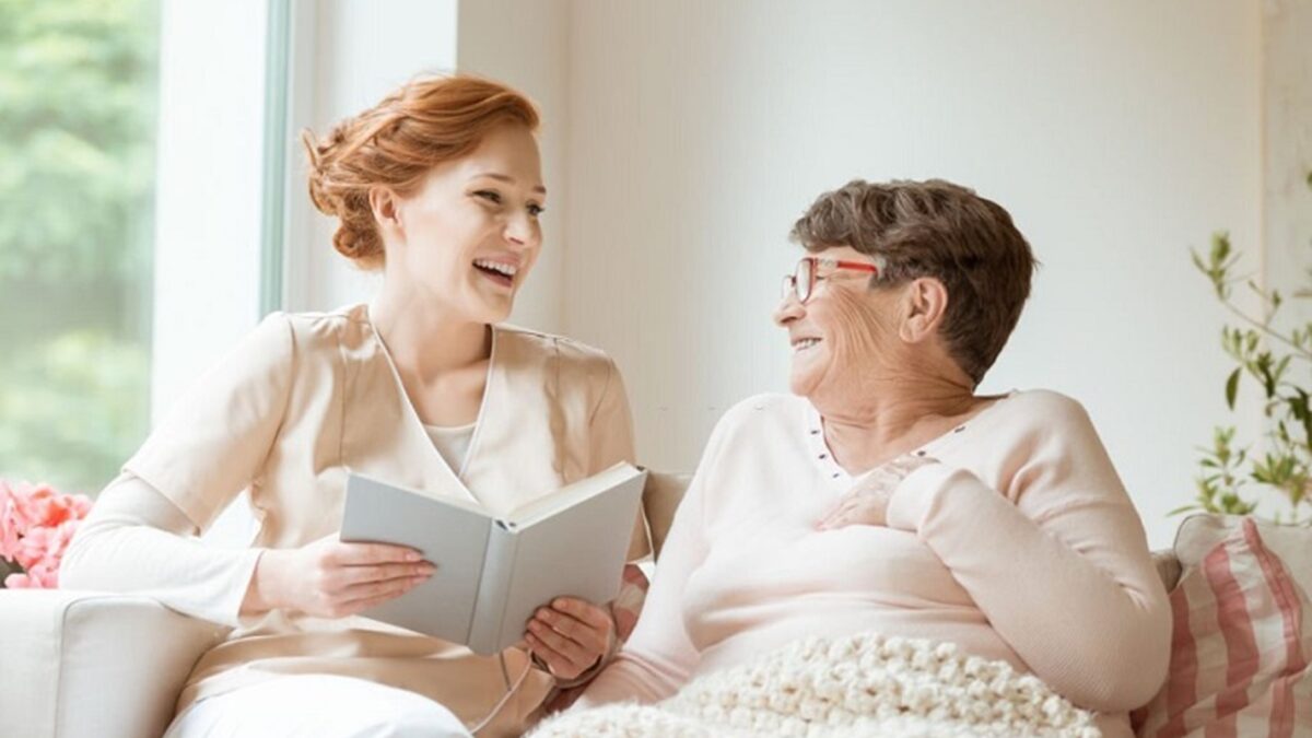 Get Elderly Companion Help for Your Elderly