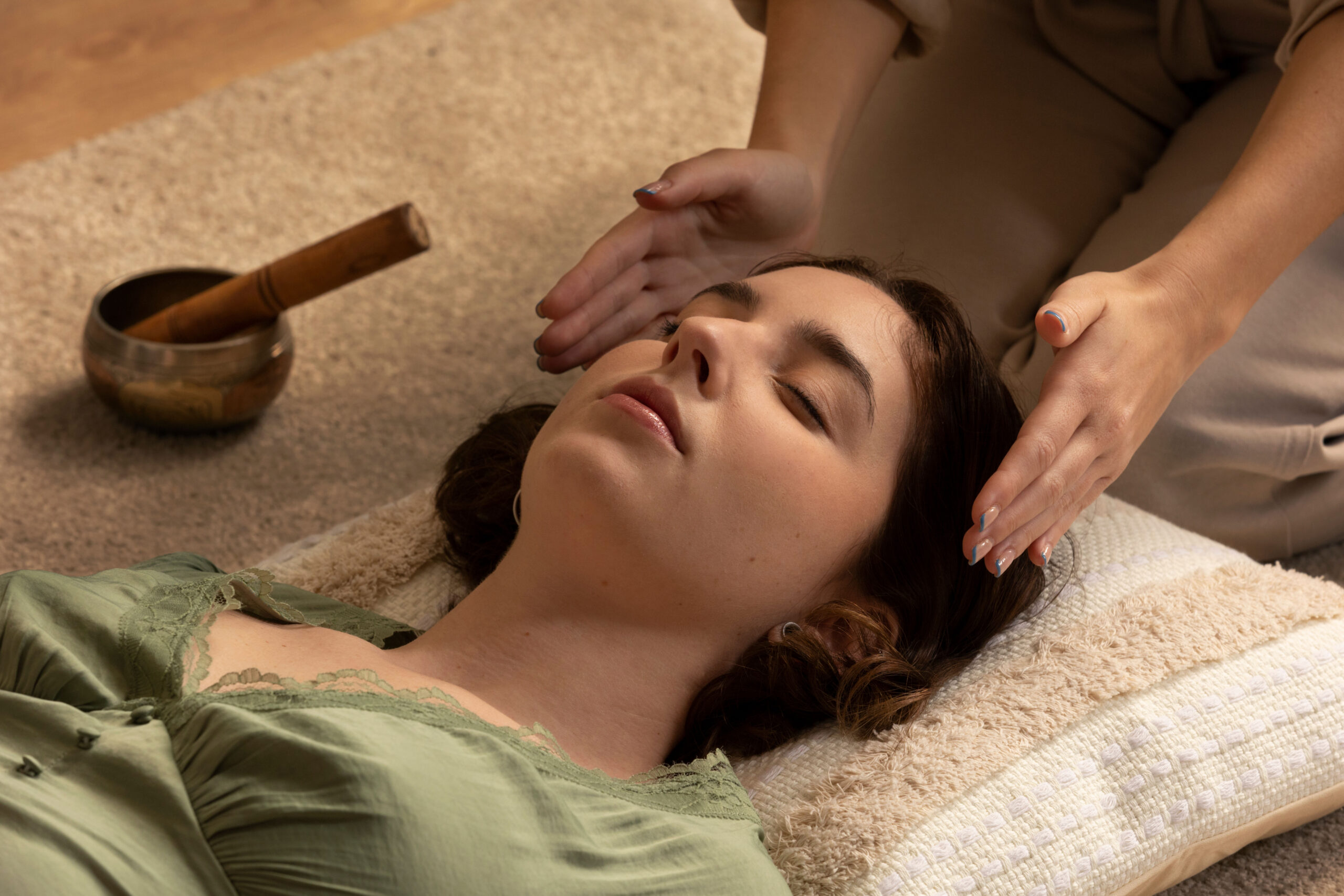 Mind-body therapy in holistic medicine practices 