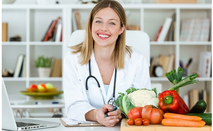 Can I Lose Weight with a Dietitian? Tips and Benefits