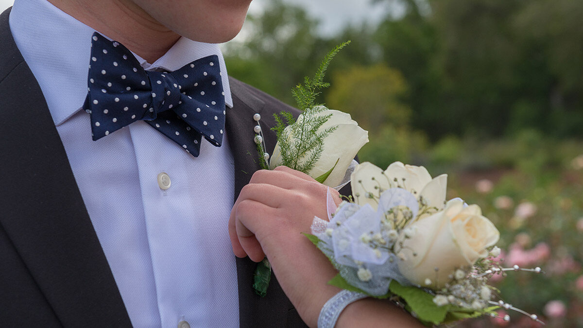 DIY Tips for Making Your Own Corsage and Boutonniere in Melbourne