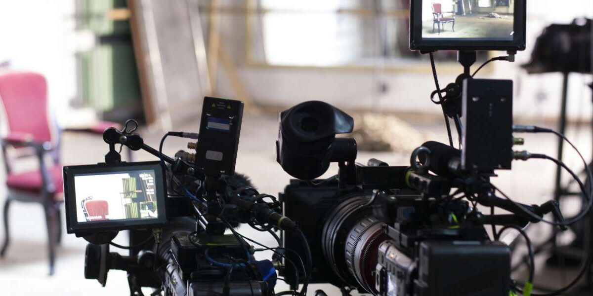 4 Reasons Why You Should Get Media Production Solutions For Your Business