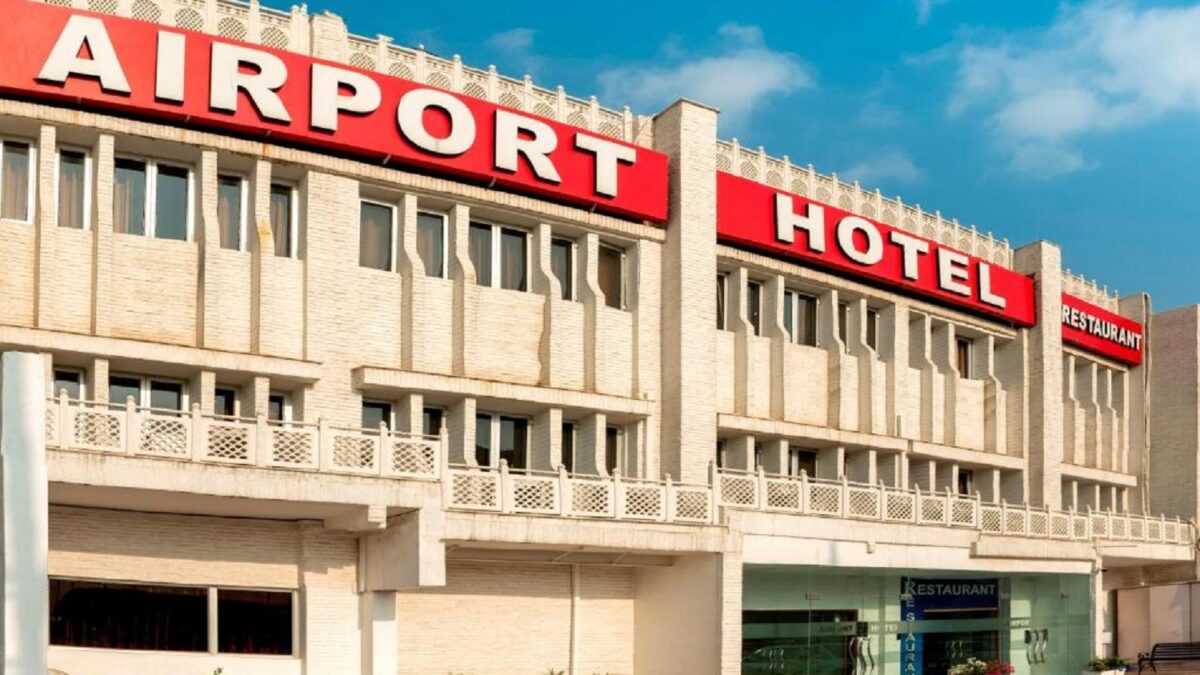 Survive long layovers with Delhi airport transit hotel