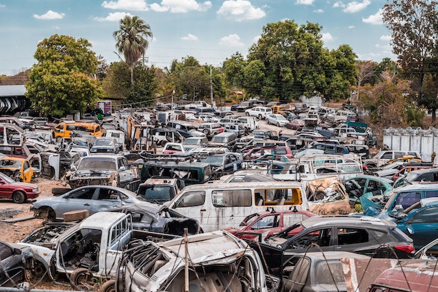 Reasons To Choose Car Wreckers In Takanini For Disposing Of Your Old Car