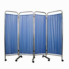 How a Medical Room Divider Screen Can Enhance Patient Care