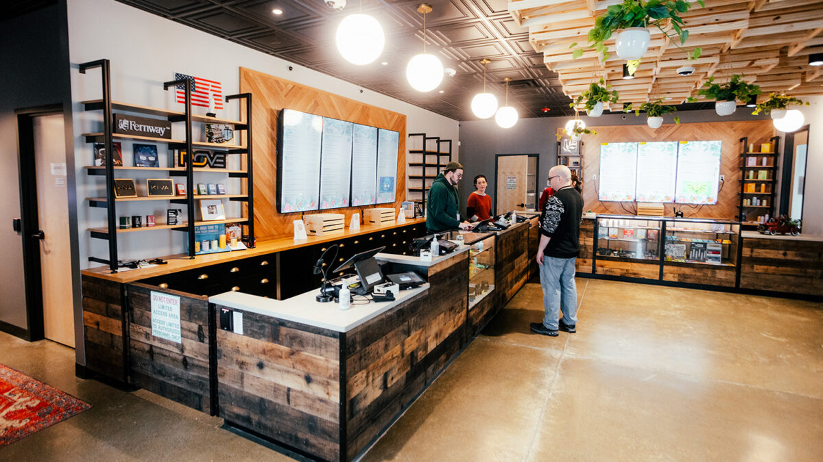 The Rising Trend of Online Dispensaries: A Comprehensive Guide