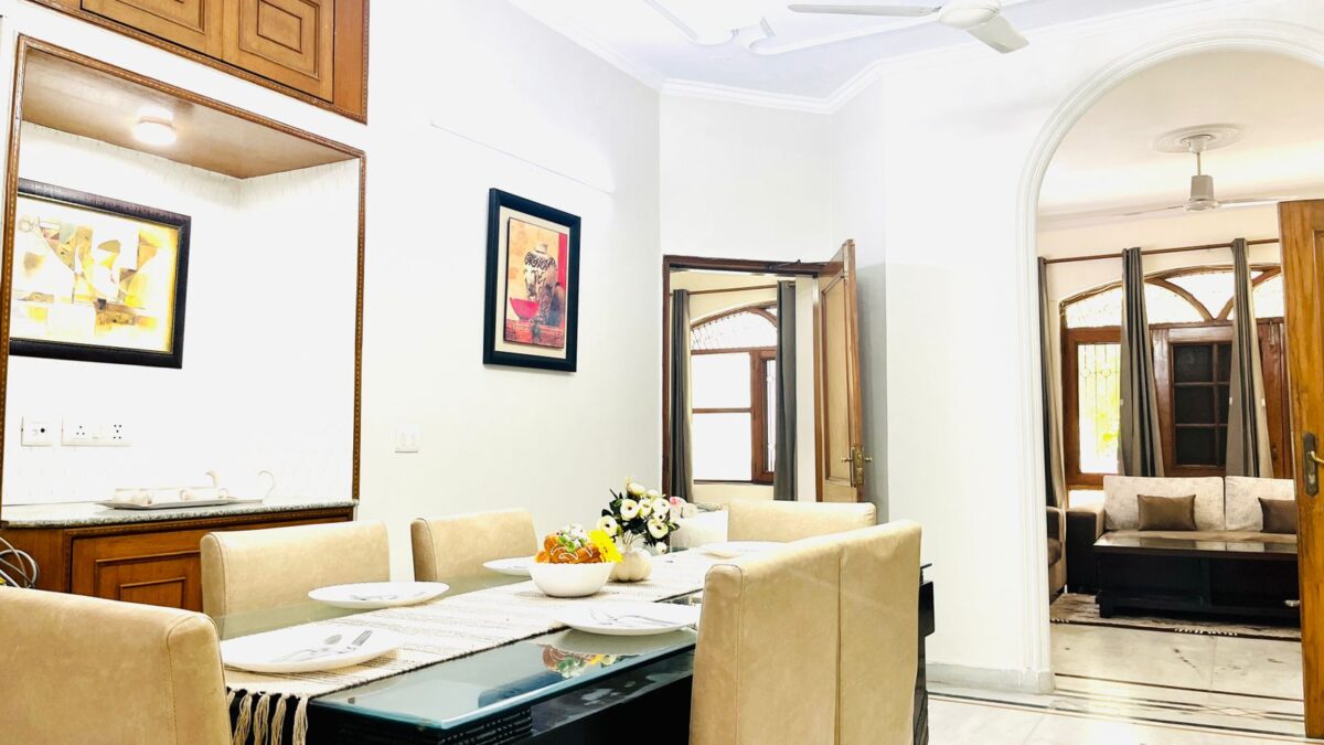 Stay in Style with Service Apartments Gurgaon