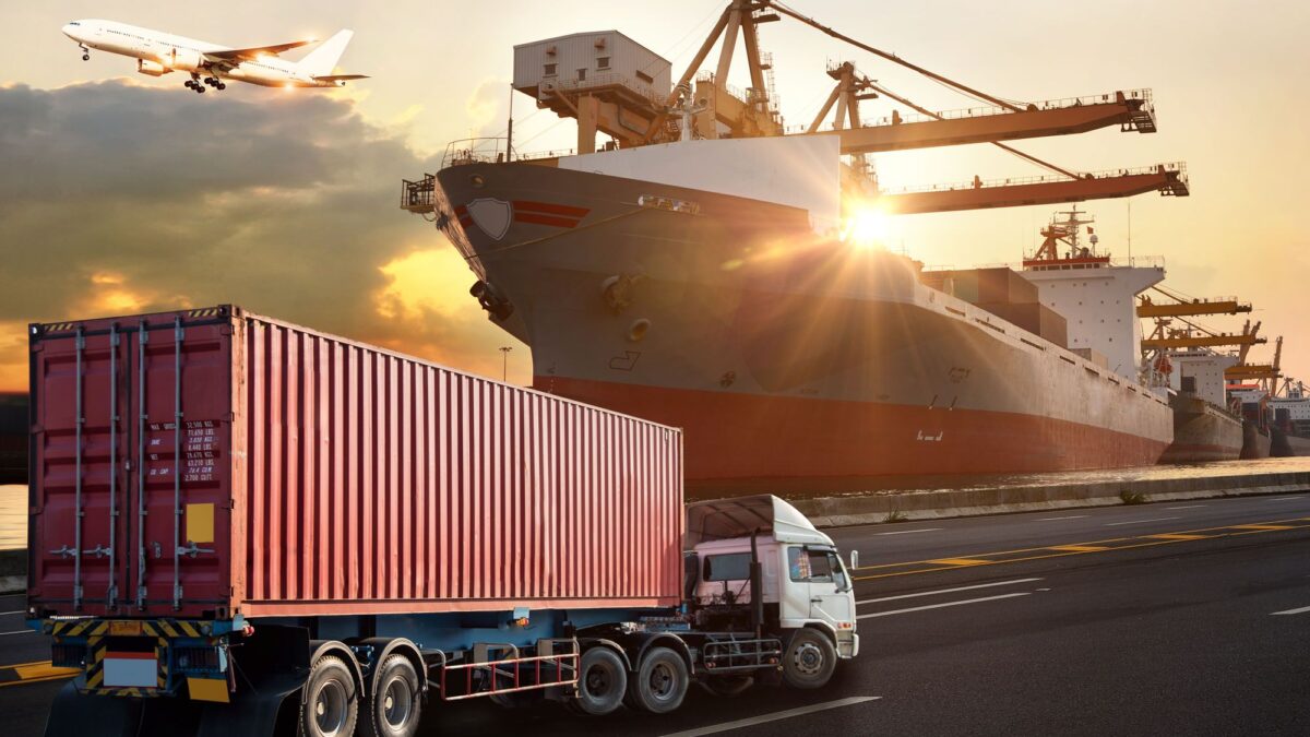 Understanding the Different Types of Shipping with shipping freight rates