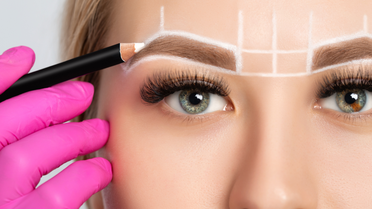 Feather Touch Brow Tattooing vs. Microblading: Key Differences