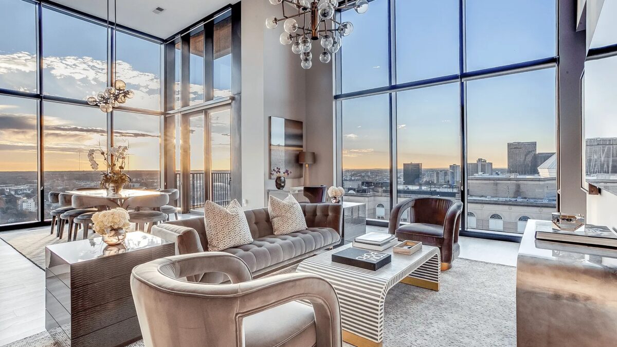 Luxury Living: Rental Homes Fit for a King