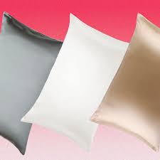 Silk Pillowcases for Travel: Compact, Lightweight, and Easy to Pack