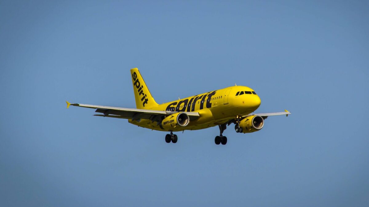 How Do I Book Group Travel on Spirit Airlines?