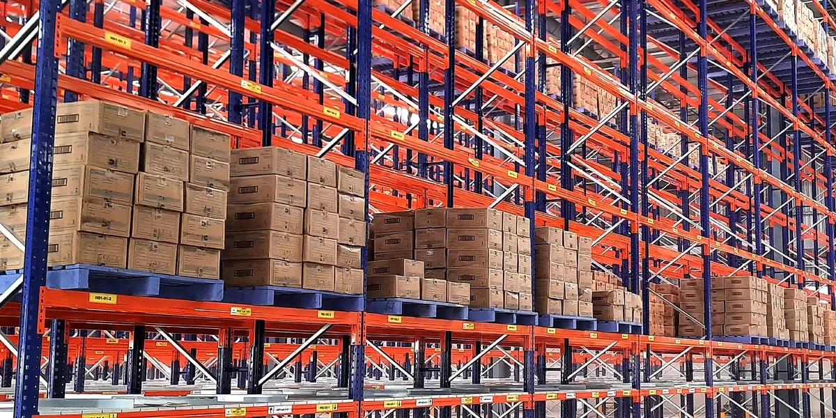 Types of Industrial Racking for the Warehouse: Classification and Characteristics