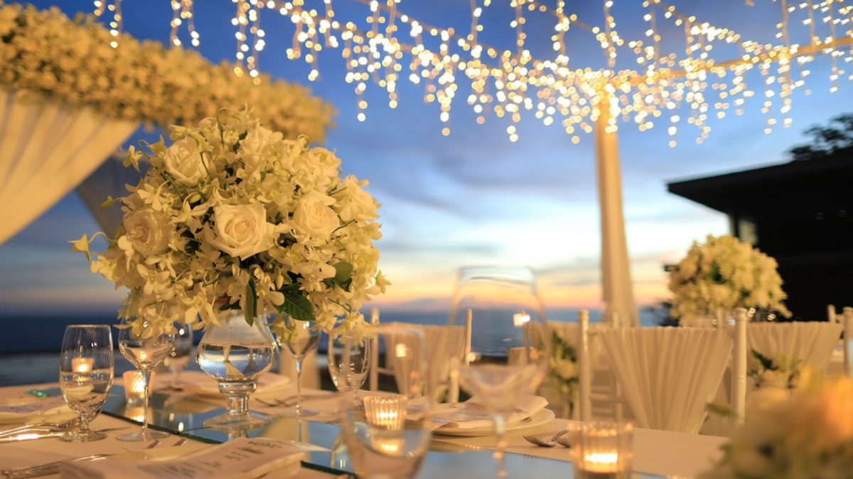 An Ultimate Guide To Wedding Lighting Ideas: Light Up Your Big Day