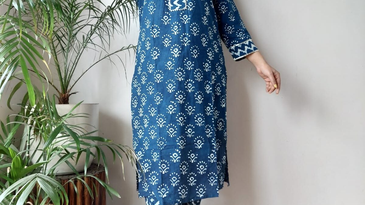 The Essence of Cotton Kurtis: A Wholesale Perspective