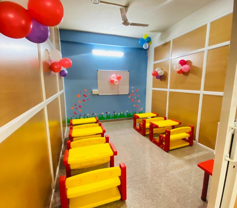 Preschool in Kanpur: Balancing Academics and Play for Optimal Learning