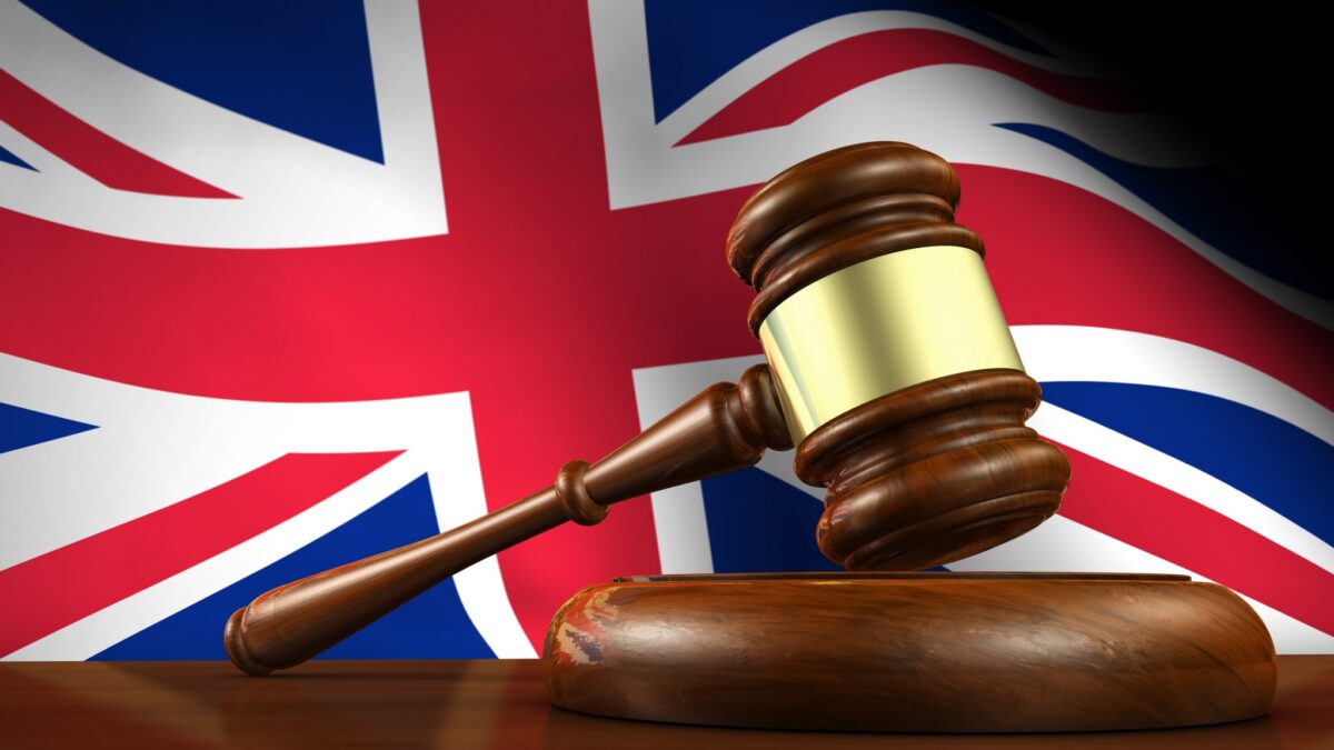 What is a barrister and how do they relate to UK law firms?