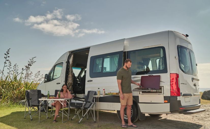 Exploring the Benefits of Buying a Motorhome