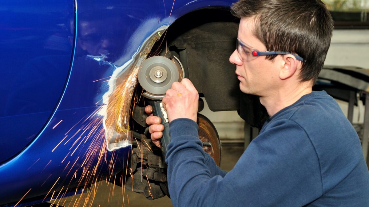 Revive Your Vehicle’s Charm with Expert Panel Repairs: Know How