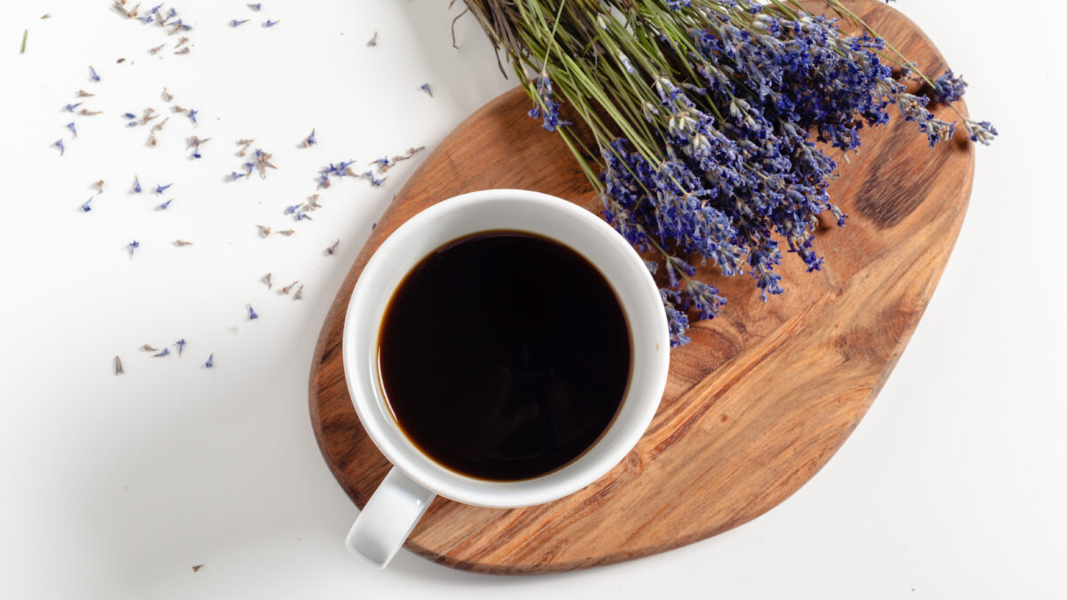 Exploring the Rich History, Health Benefits, and Versatile Uses of Chicory Coffee