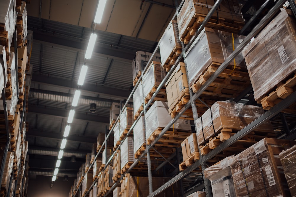 Maximizing Efficiency and Organization with Warehouse Shelving and Pallet Racking