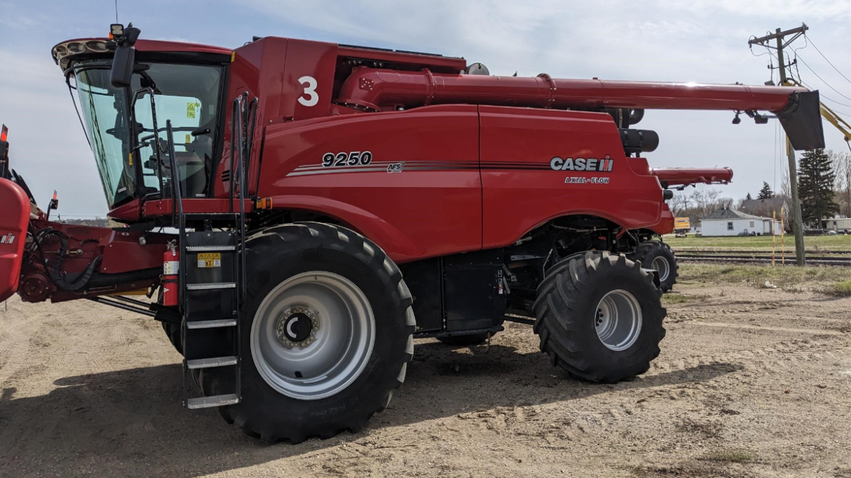 How the 9250 Case IH Combine Can Boost Your Harvesting Efficiency