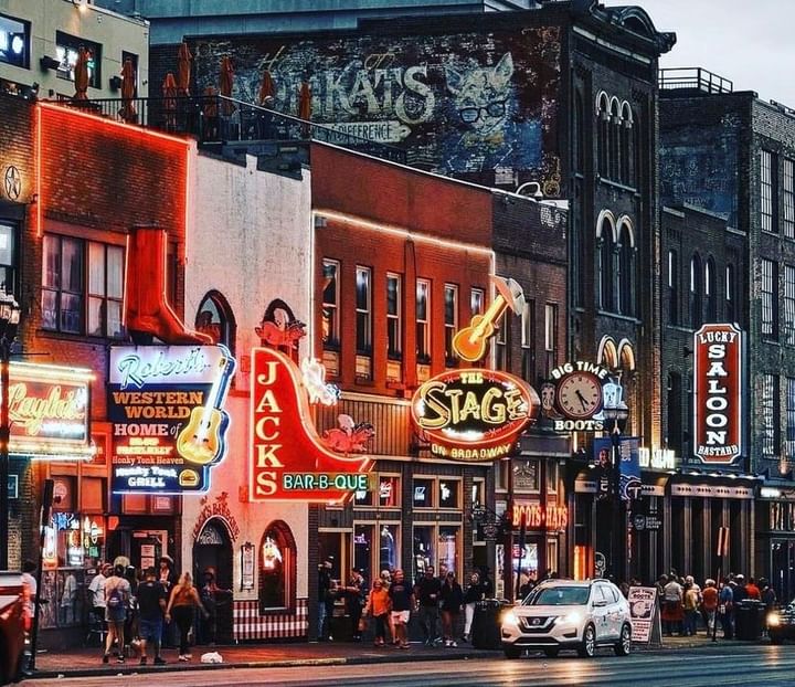 Holiday Harmonies: Nashville’s Live Music Events this Christmas 2023