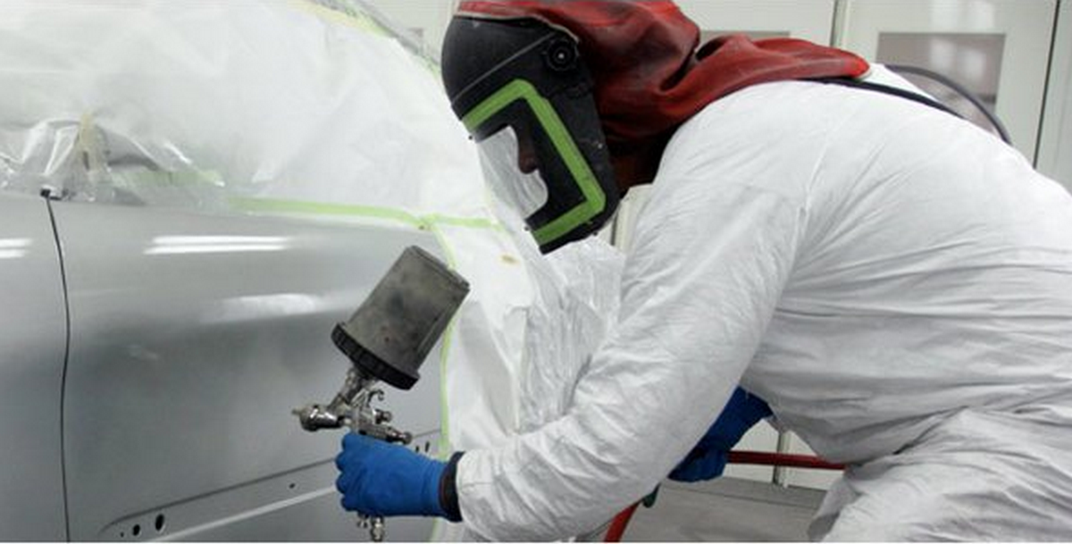 Commercial Vehicle Repairs: Why Professional Panel Beaters Are Essential