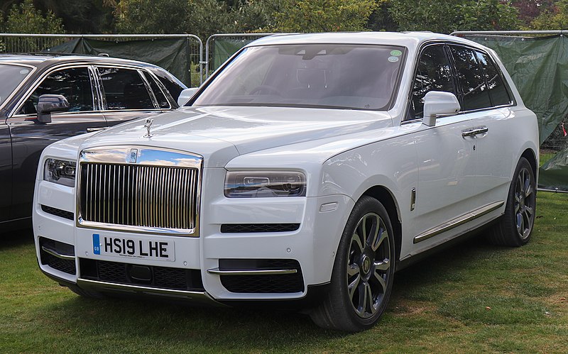 Experience Excellence: Rolls Royce Hire London