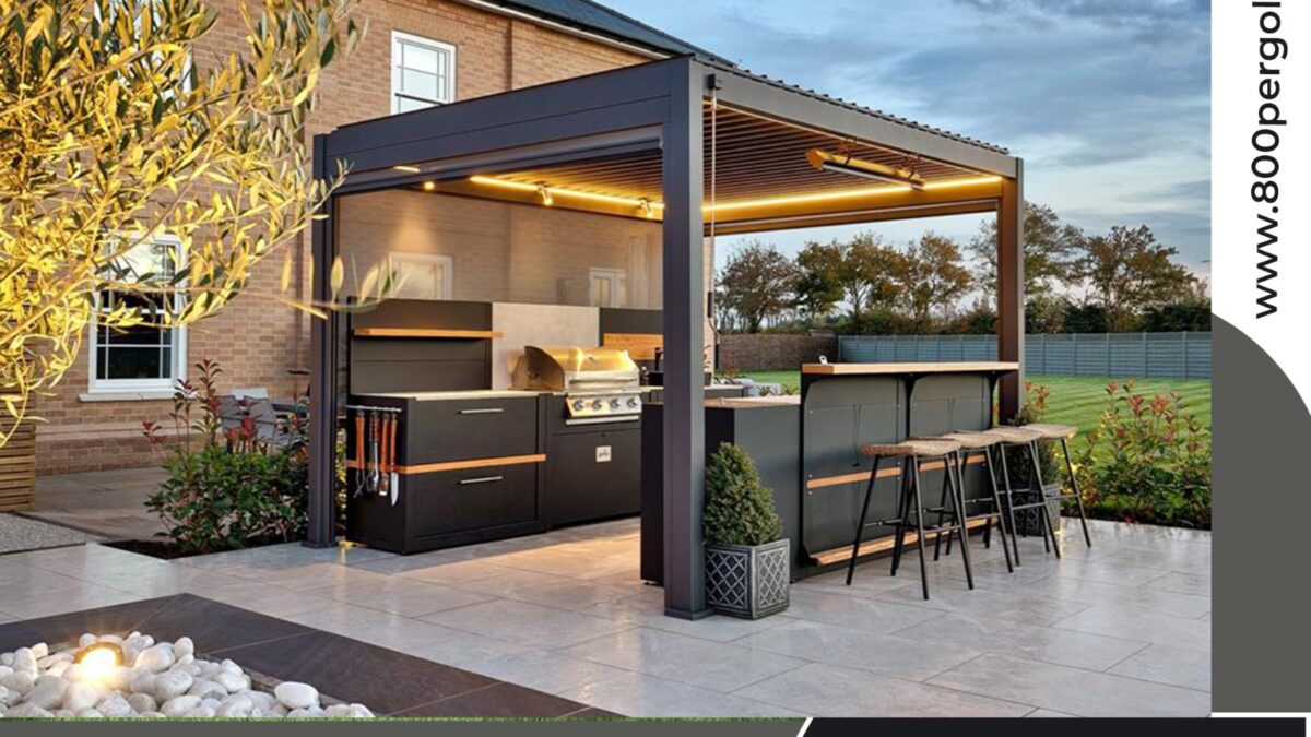 Pergola and Outdoor Kitchen: Culinary Delights Under the Stars
