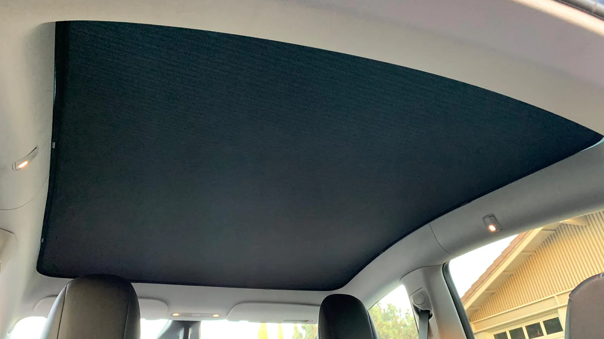 Tesla Model Y Retractable Sunshade: Shade, Style, and Innovation