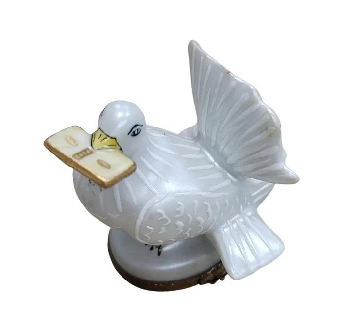 Celebrating the Elegance of Avian Beauty with Limoges Boutique’s Bird Figurines