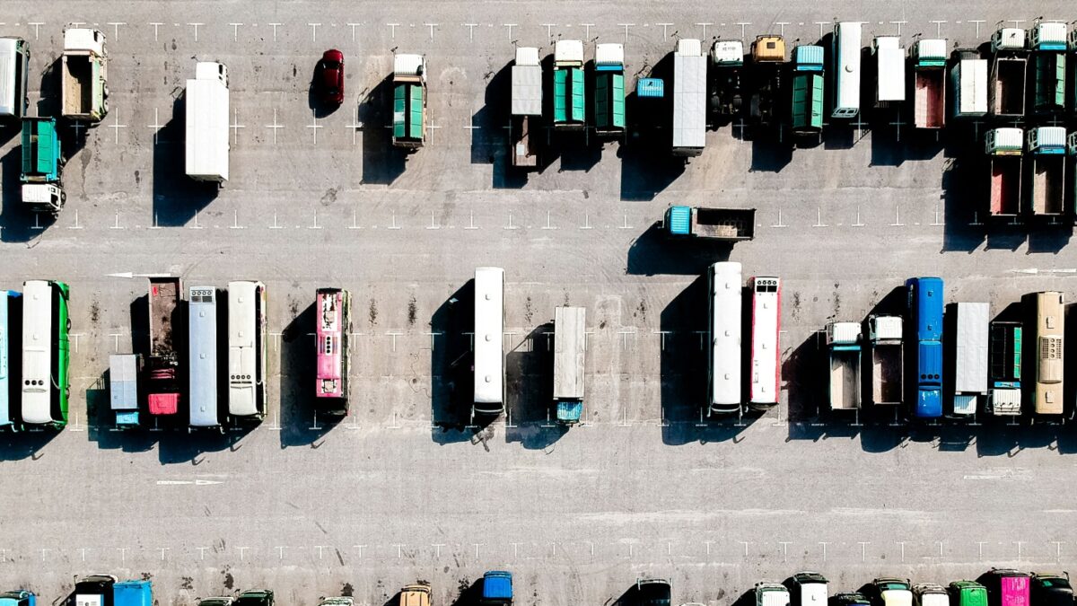 Dump Truck Fleet Management Strategies For Uptime Maximization and Safety Assurance