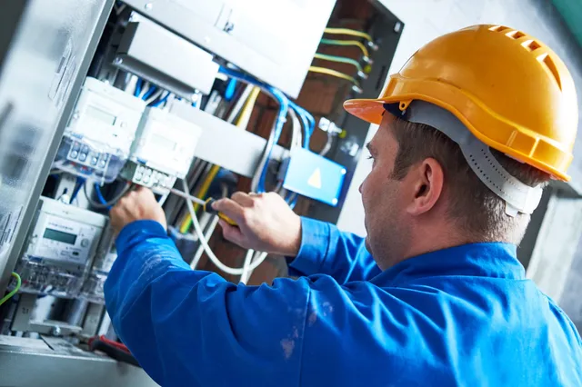Commercial Electrician Services in Derby and Coventry: Ensuring Safety and Efficiency