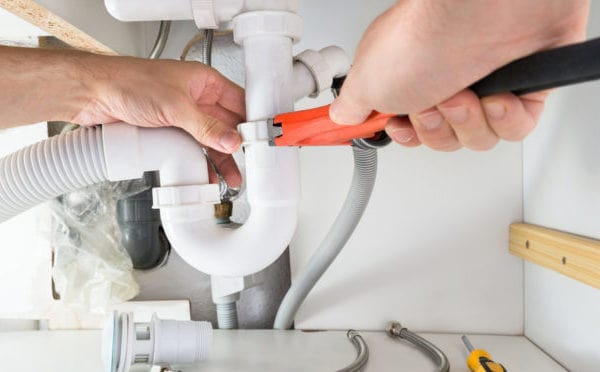 Can a Plumber in Oshawa Help You Cut Down Your Water Bill?