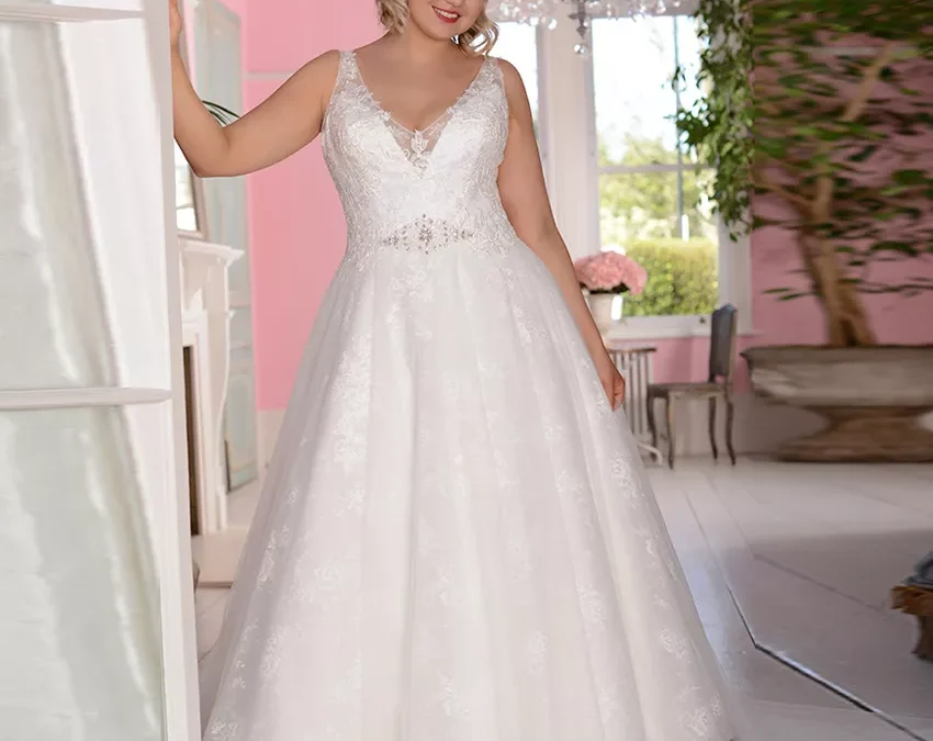 Are online wedding dress purchases safe and reliable?