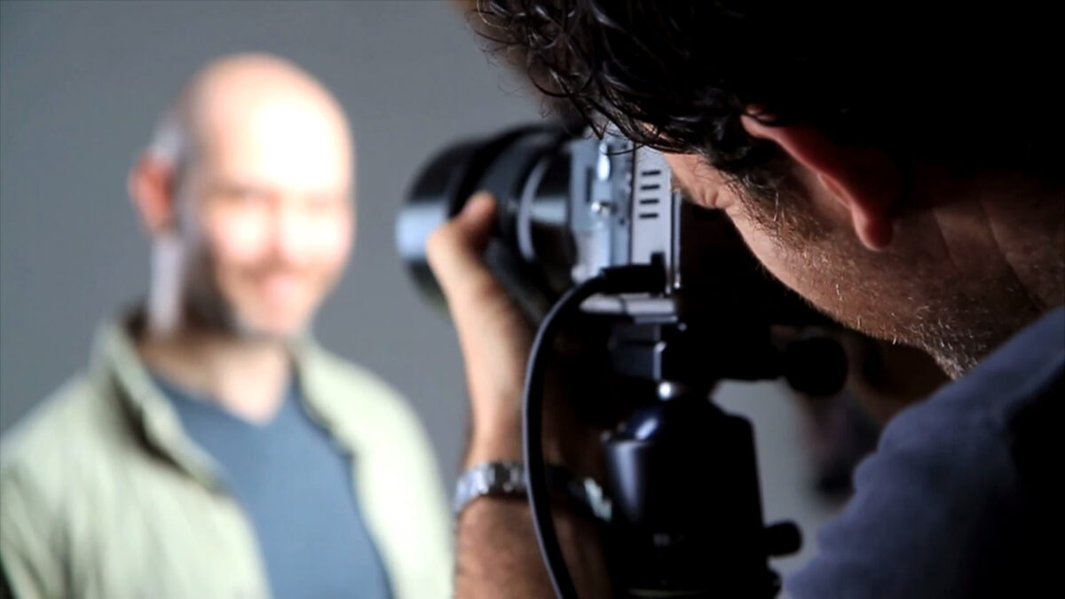 Unveiling the Magic of Professional Headshot Photography
