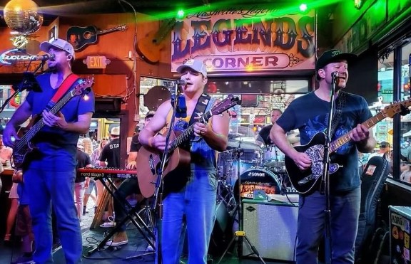 What Bar in Nashville Has the Best Live Music?
