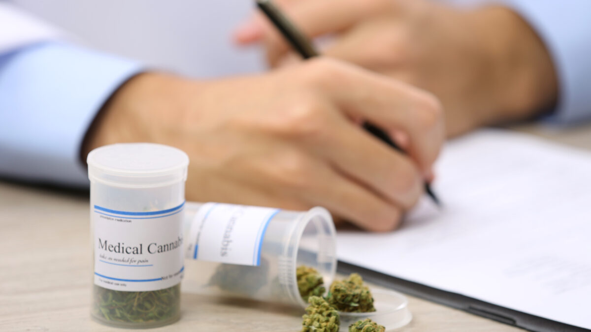 How Medical Cannabis is Revolutionizing the Healthcare Industry
