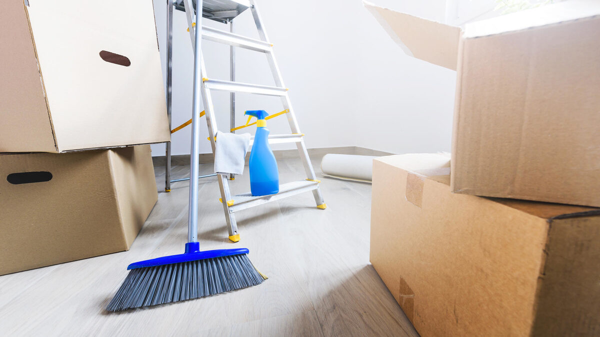 Key Areas of Focus  in a Comprehensive Vacate Cleaning Checklist