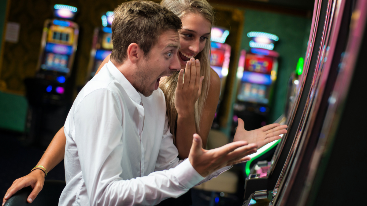 Unveiling the Thrill: The Fascinating World of Slot Games