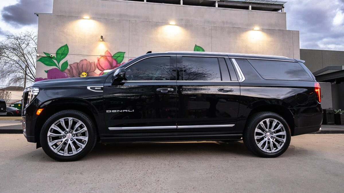 Luxe Life: Riding in Style with Limousine Services in Houston, Texas