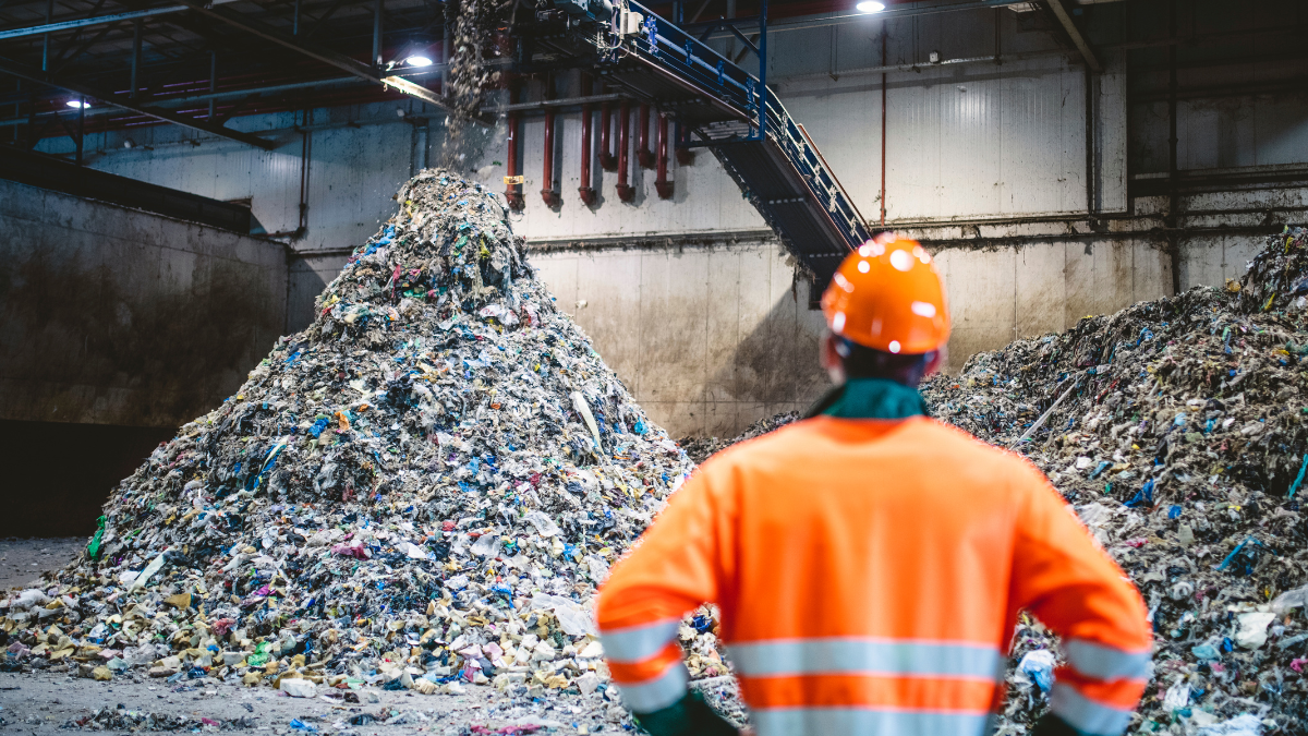 Efficient Waste Management: Transforming Trash into Treasure