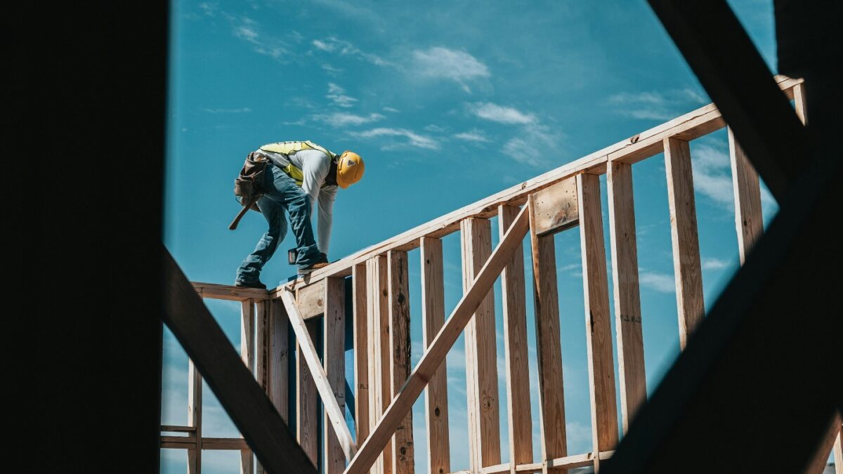 Capitalizing on Market Trends with New Construction Investments